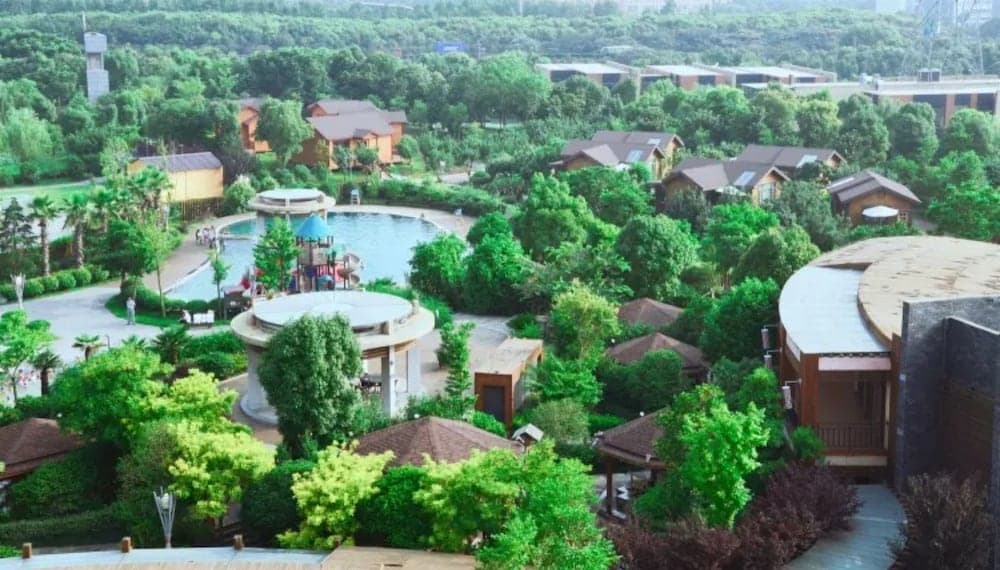 Phoenix Hotspring Resort