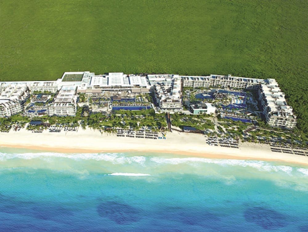 Royalton Riviera Cancun, An Autograph Collection All-Inclusive Resort & Casino