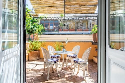 Frattina Apartments
