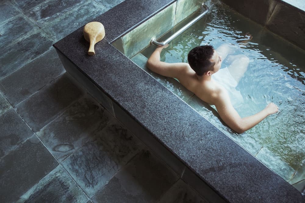 Muen Hot Spring Hotel
