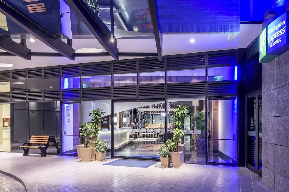 Holiday Inn Express & Suites Bogota Zona Financiera by IHG