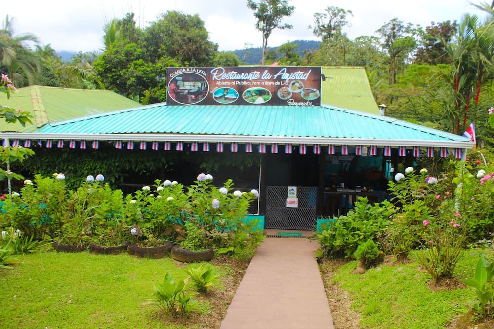 Posada Río Celeste La Amistad
