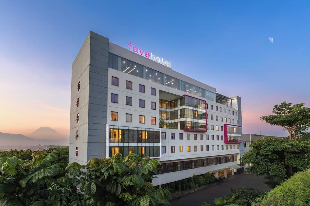 favehotel Hyper Square