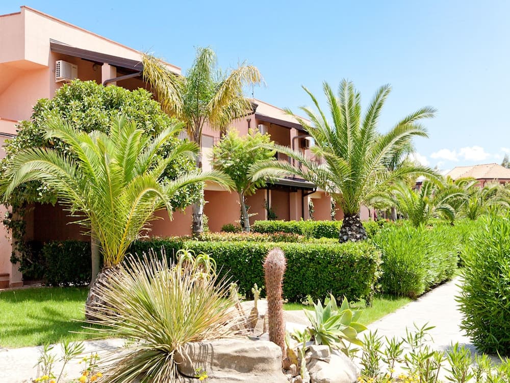 Tindari Resort & Marina Beach