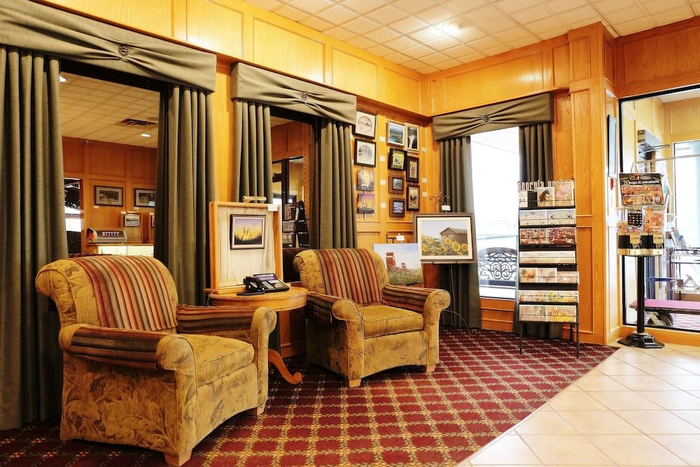 Tamarack Motor Inn