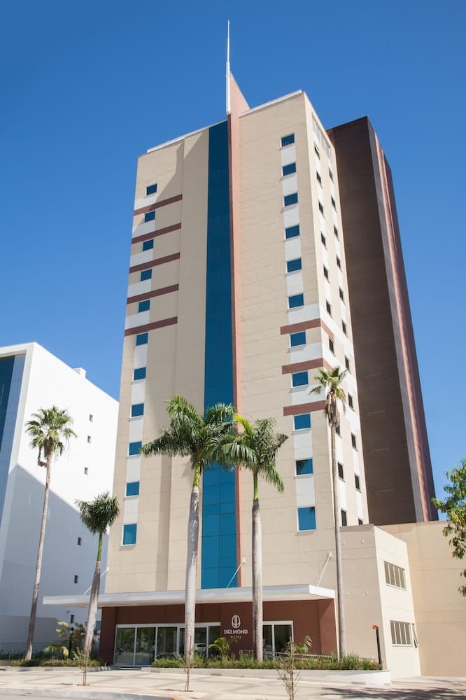 Delmond Hotel