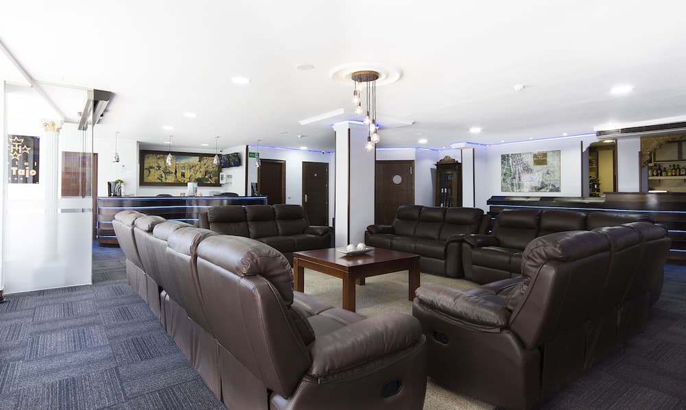 Lobi dinlenme salonu