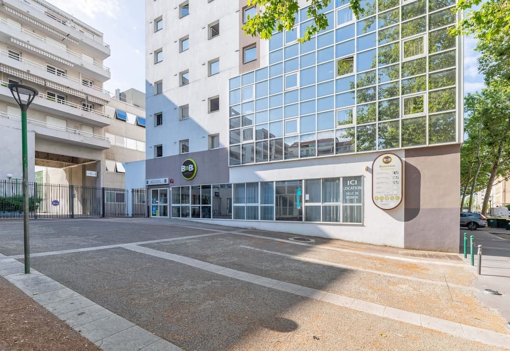 B&B HOTEL Lyon Centre Monplaisir