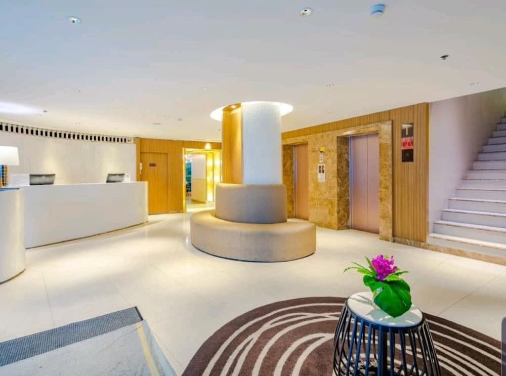 Citrus Sukhumvit 11 Bangkok by Compass Hospitality