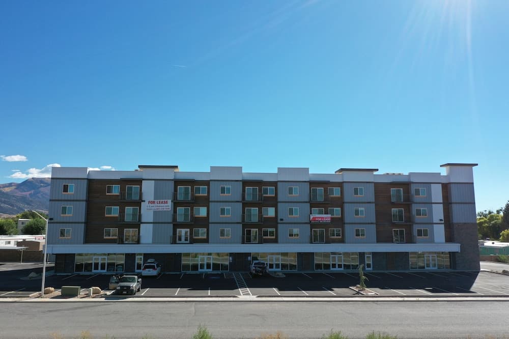 Nordic Pointe