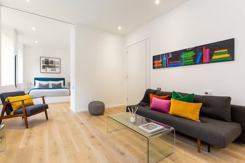 2 Bed 2 Bath Apartment Off Regent Street