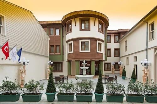 Çeşmeli Konak Otel