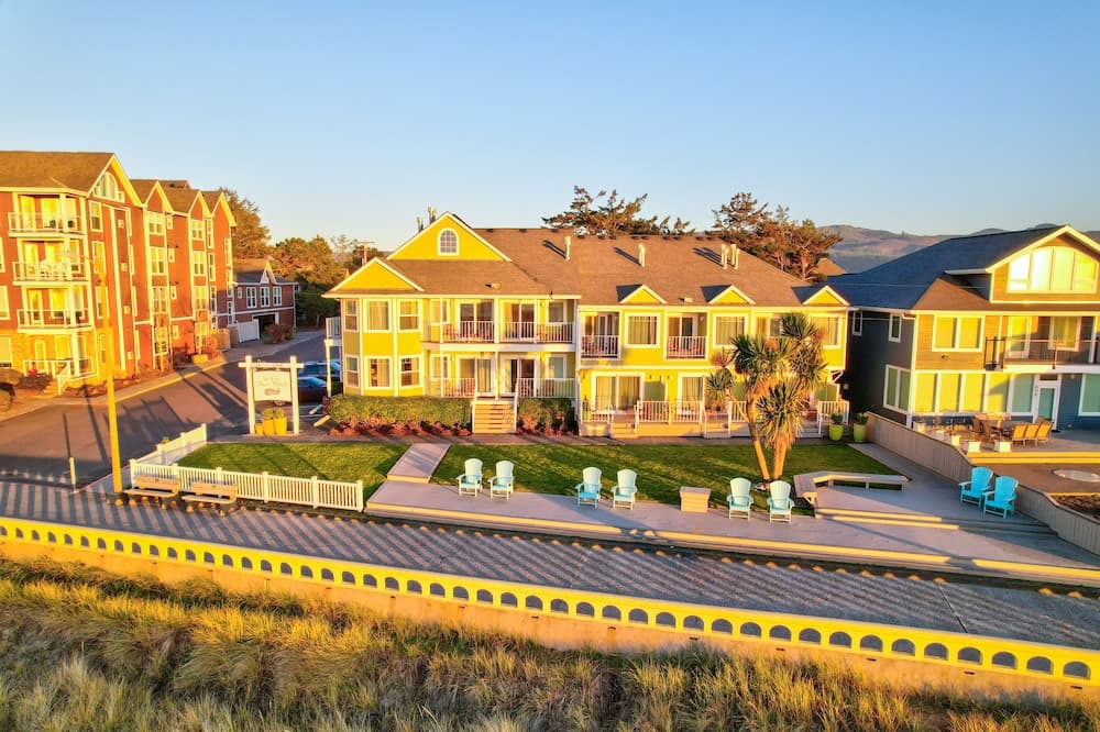 Inn of the Four Winds Oceanfront Seaside