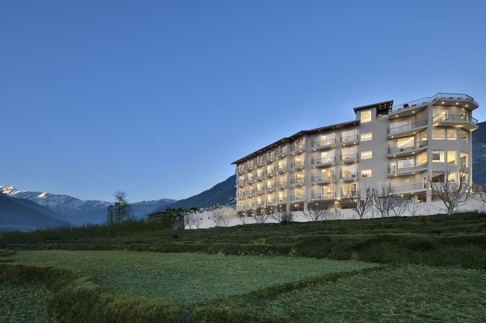 Justa Grand View Resort & Spa, Manali