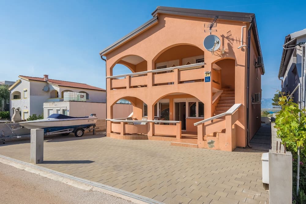 Apartments Hrskanovic