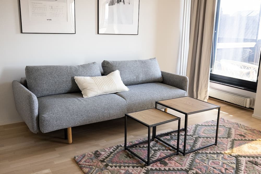 2ndhomes Bright 42m2 1BR Home w Balcony