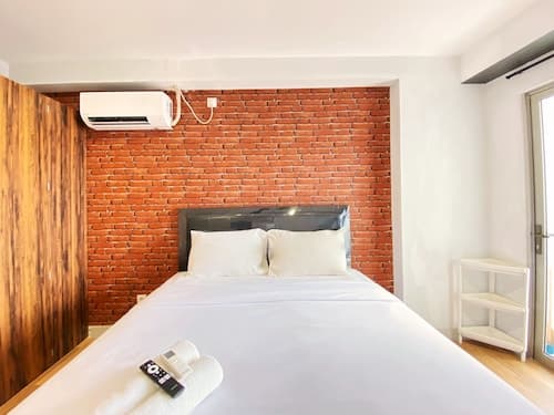 Comfort Studio Room At Mekarwangi Square Cibaduyut Apartment