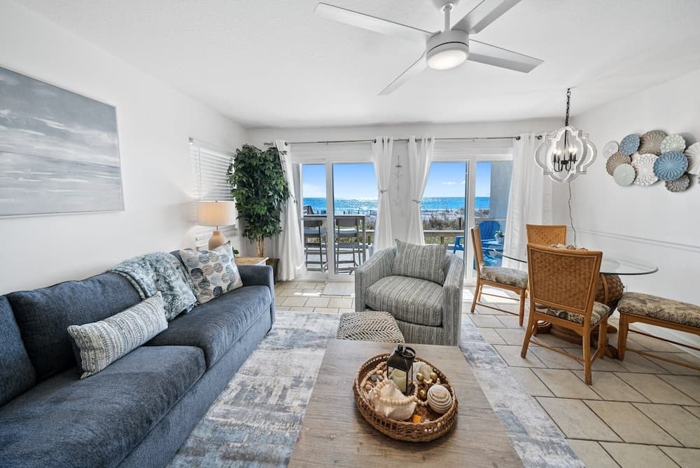 Eastern Shores - 101 1 Bedroom Condo by RedAwning