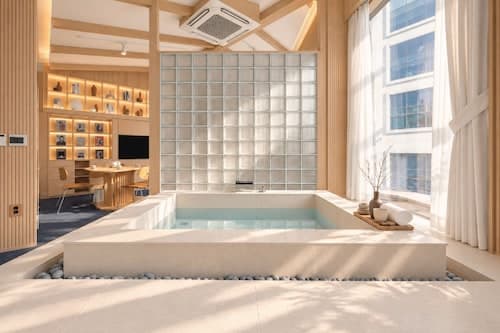 UH Suite Seoul Square