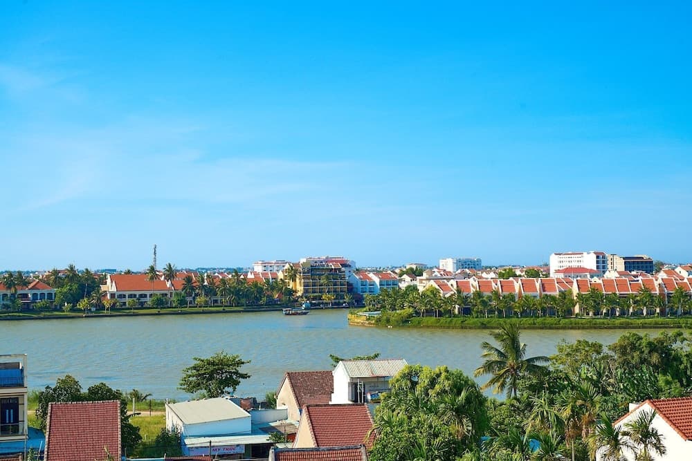 Legend Oasis Boutique Hoi An Hotel