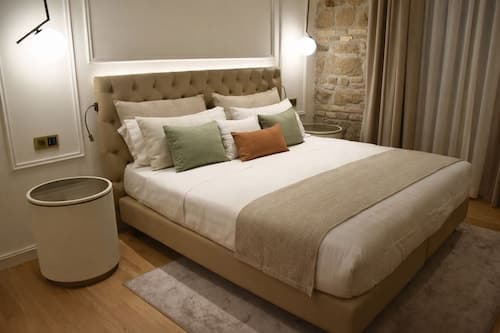 Martina Suites