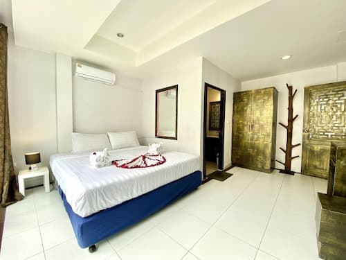 Beachwalk Patong