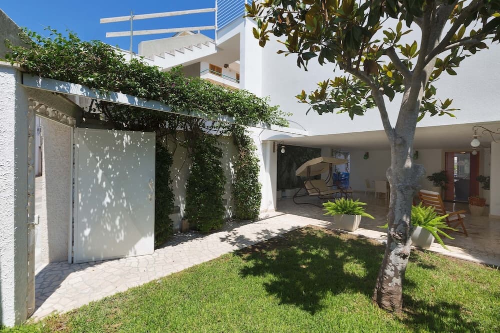 2025 Villa Elmar by Barbarhouse