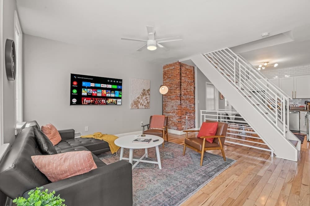 Spacious & CentralGetaway QueenBeds