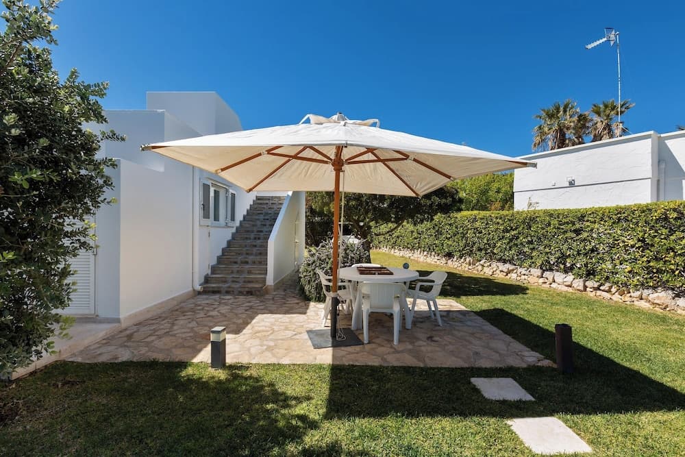 2324 Villa Milhouse by Perle di Puglia
