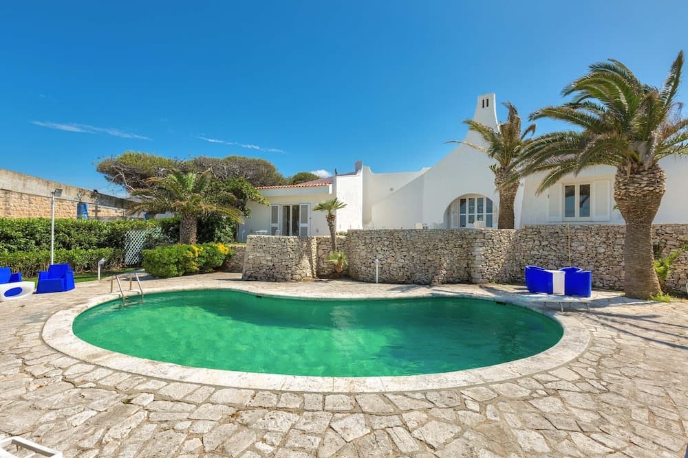 2374 Villa Costa Merlata by Perle di Puglia