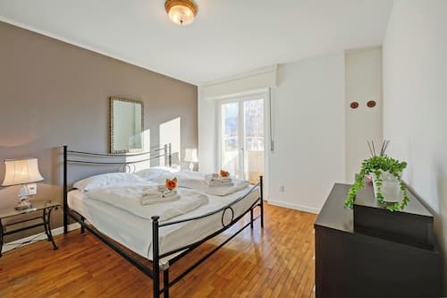 Antares 150m From the Lake With Large Terrace