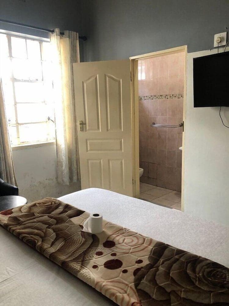 Devine lodge Yeovile