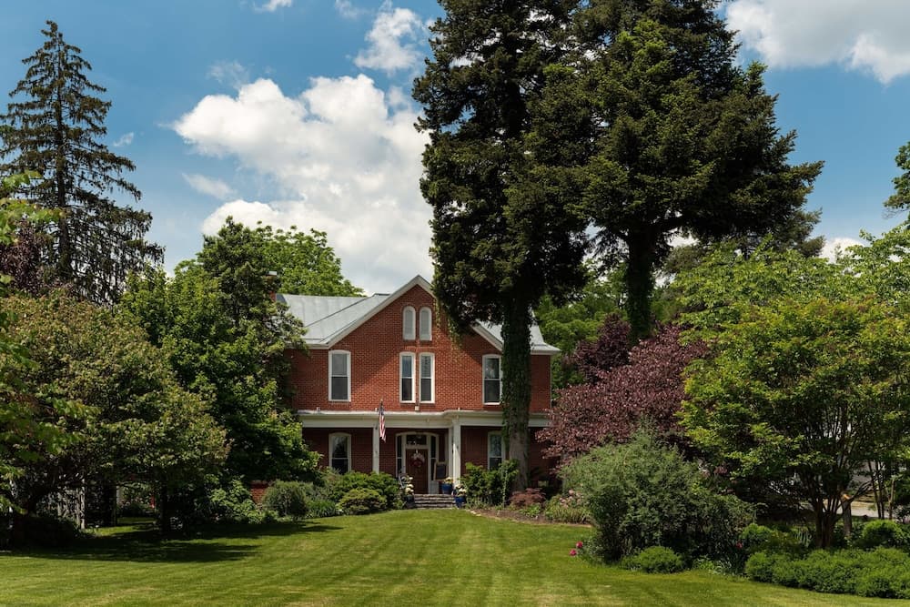 South Court Inn