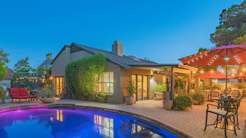 Scottsdale Gem W/pool in Private and Serene Yard!