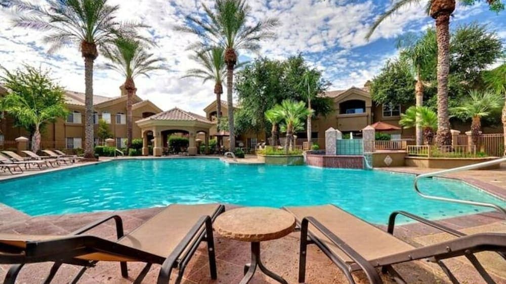 Cozy 1-bdrm Scottsdale Condo Next to Pool
