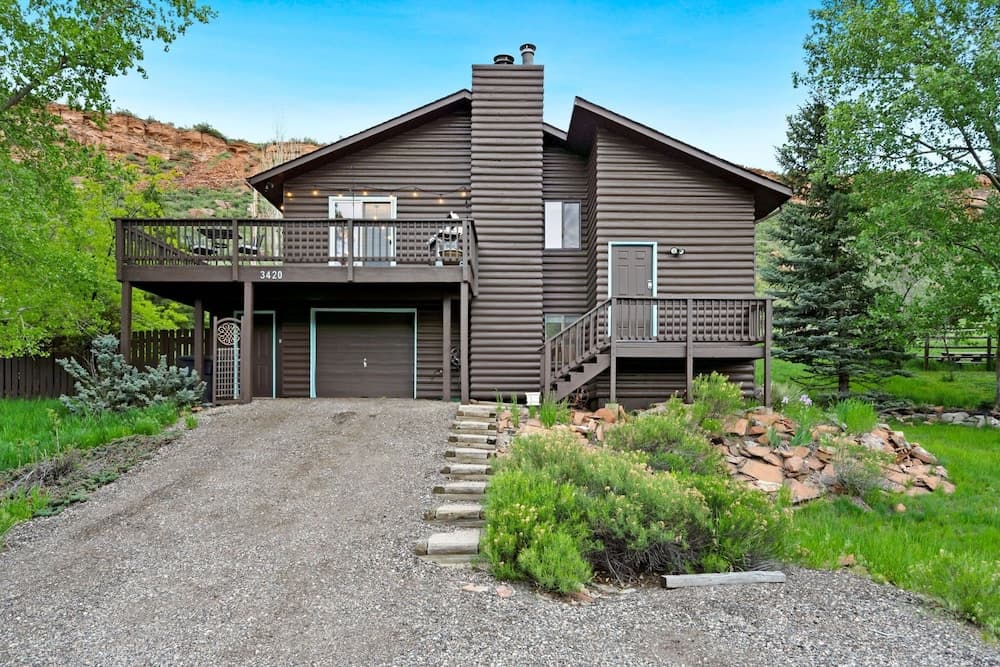 Amazing Sunsets, Biking, Boating and More at the Horsetooth Stoop!