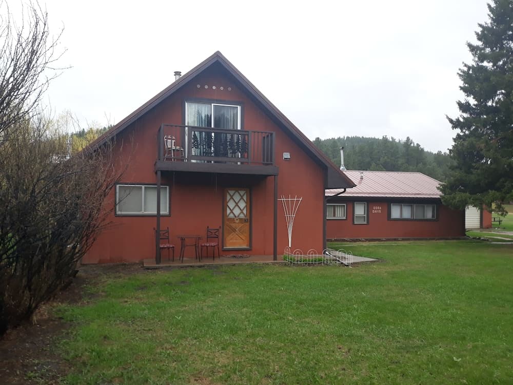 Alice's Black Hills Cottage