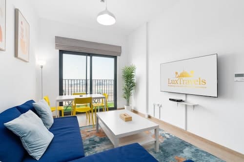 Lux BnB Nook -2 I City Views