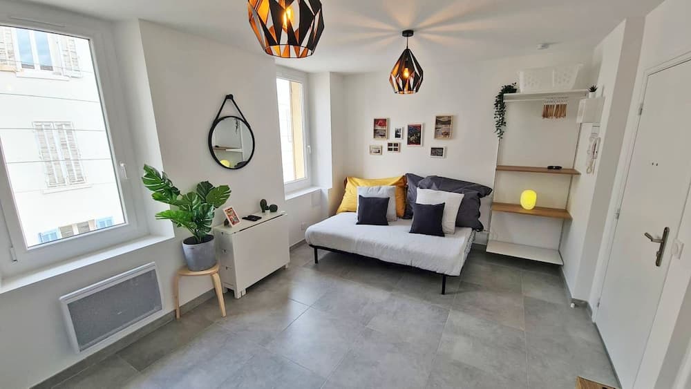 GregBnb - Le Valbourdin - Toulon Ouest