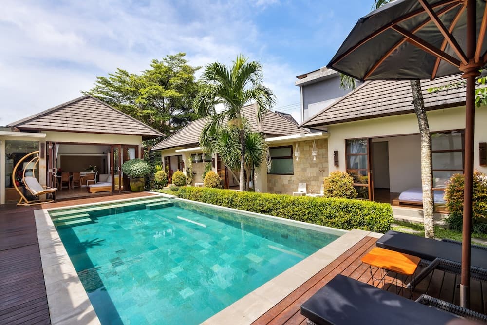 Villa Camilla 2 by Villa Finder