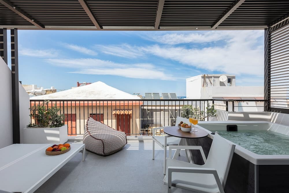 Porta Suites