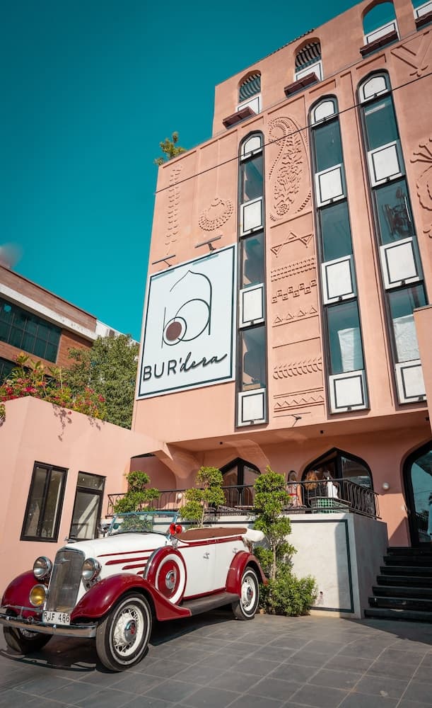 Bur Dera A Boutique Luxury Hotel