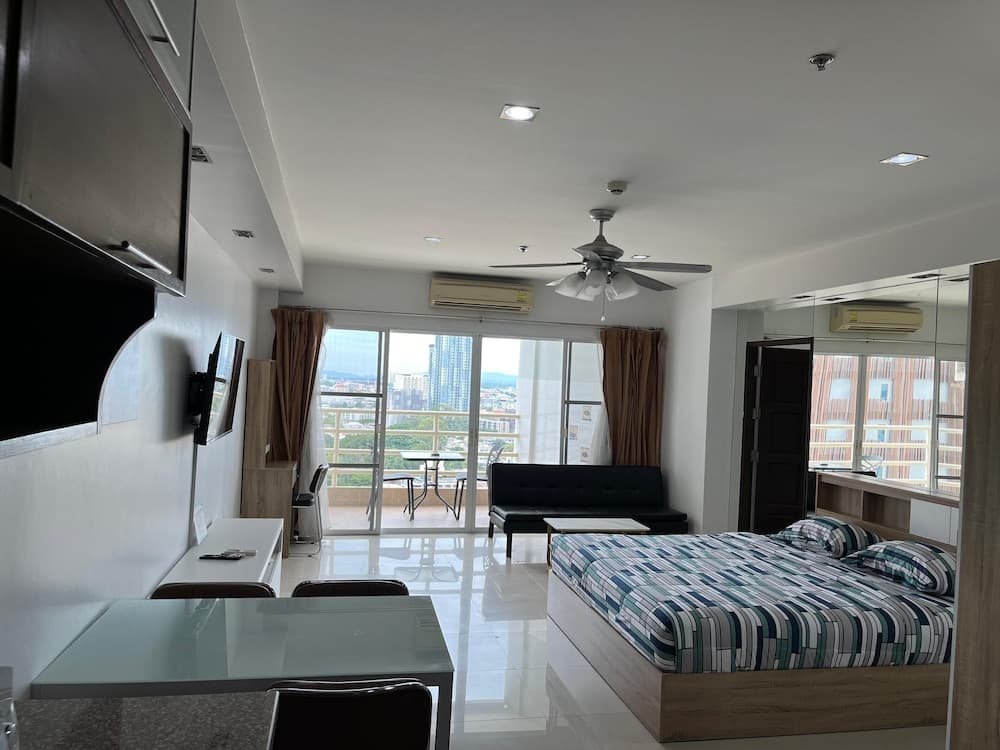 Condo Express View Talay 6