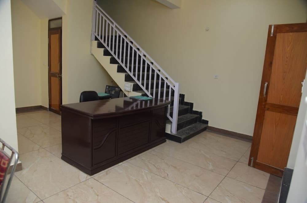 Hotel Lake Paradise Inn