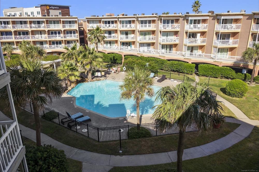 Victorian 5101- A Sailor's Getaway