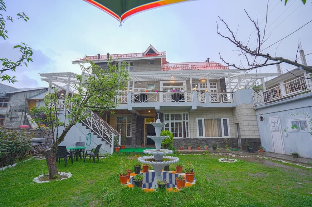 Boho Mansion - by Dumnu Homes