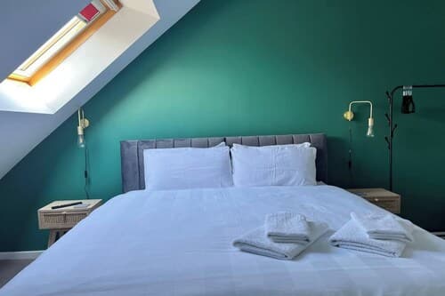 Central 4-bed House - Parking, Patio, Garden, Wifi