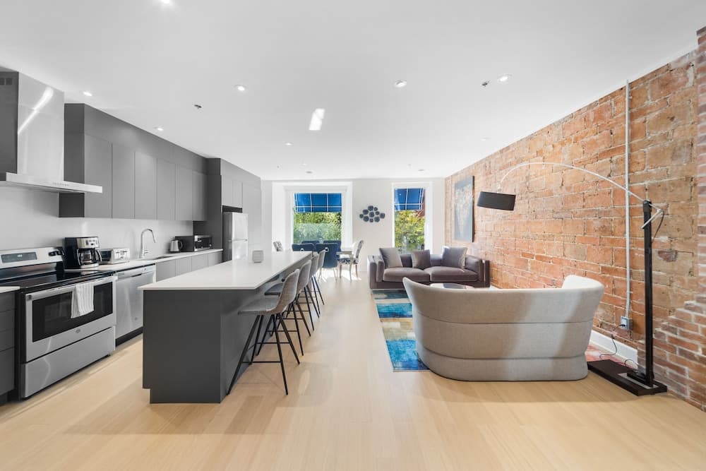 Elegant Suites De La Montagne- Dtwn Mtl