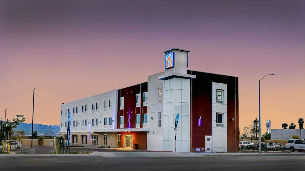 Motel 6 Highland, CA – San Bernardino – East