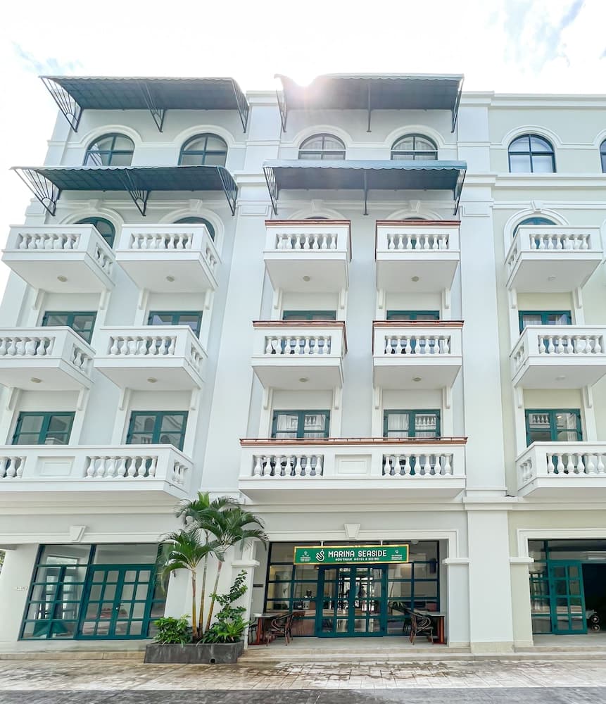 MARINA SEASIDE BOUTIQUE HOTEL